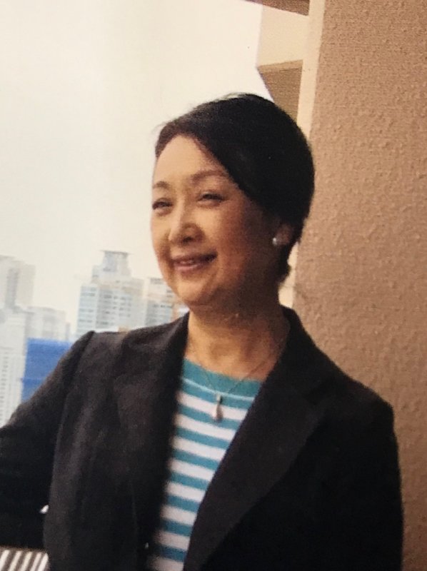 川村ヤヨイテューター 先生