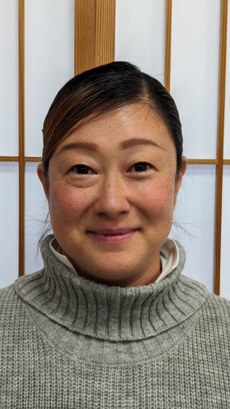 山﨑千夏テューター 先生