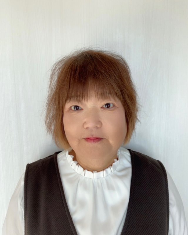 長谷部愉己子テューター 先生