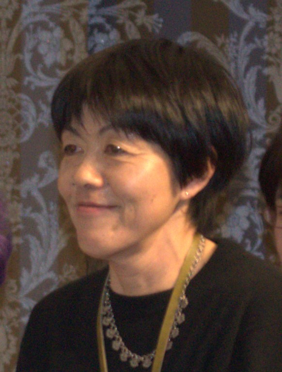 粟田和代テューター 先生