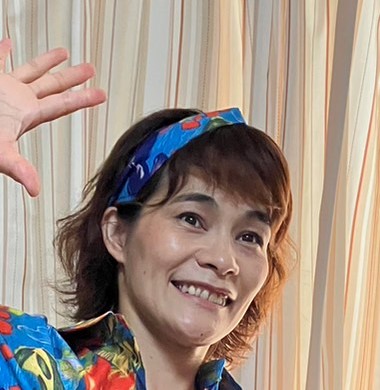 塚本純テューター 先生